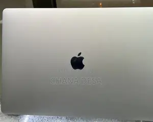 New Laptop Apple MacBook Pro 2018 16GB Intel Core i7 SSD 256GB