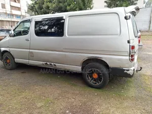 Toyota HiAce 2007 Silver