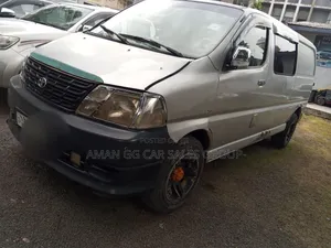 Toyota HiAce 2007 Silver