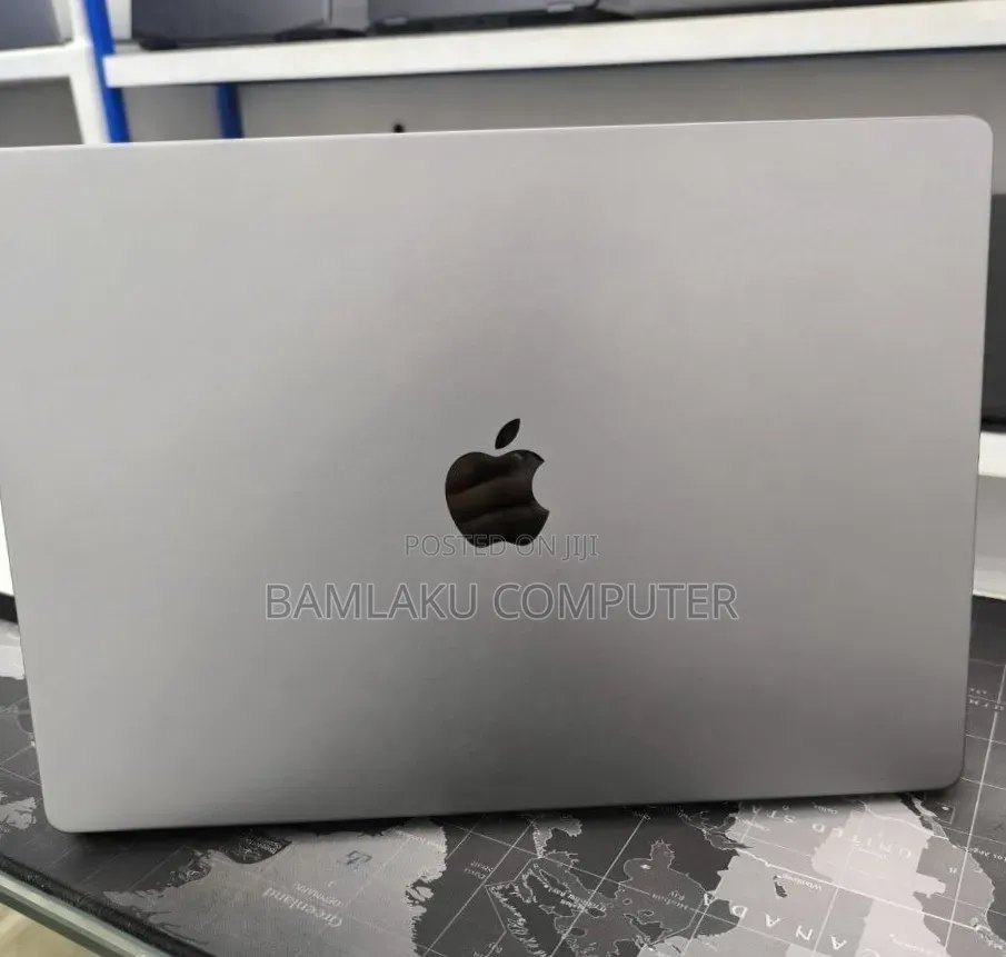 New Laptop Apple MacBook Pro 2021 M1 32GB Apple M1 Max SSD 1T