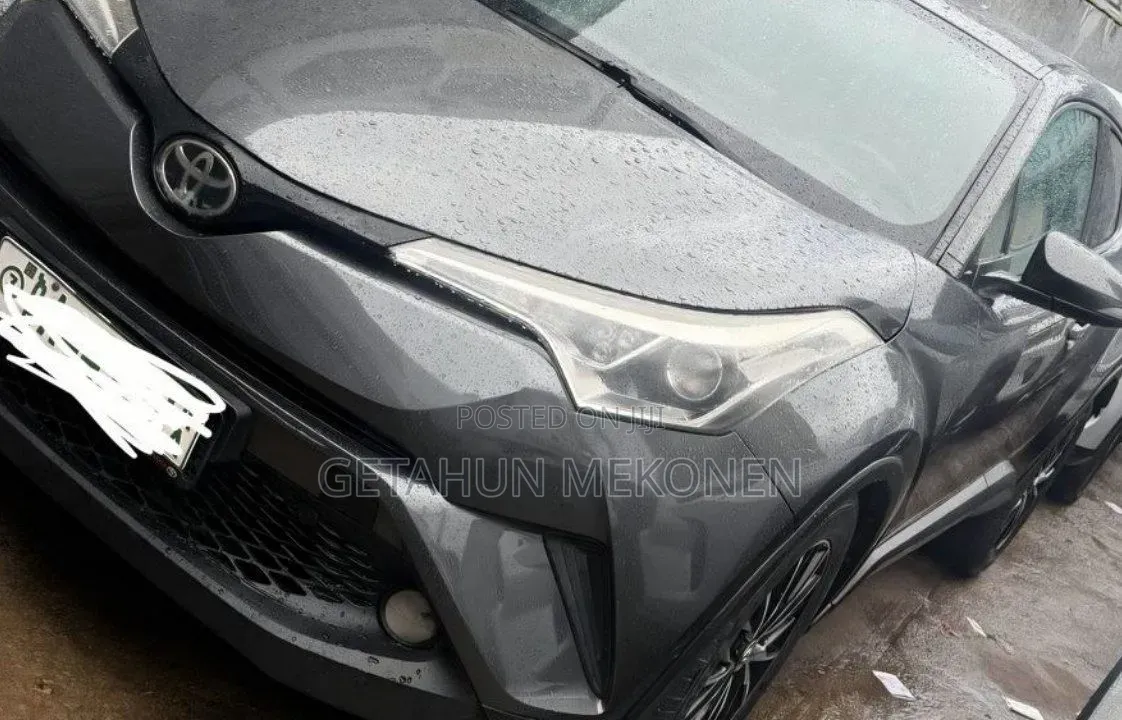 Toyota C-HR 2017 Gray