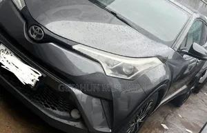 Toyota C-HR 2017 Gray