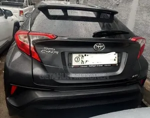 Toyota C-HR 2017 Gray