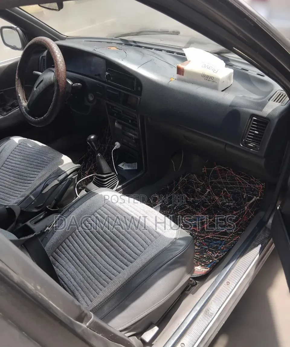 Toyota Corolla 1992 Gray