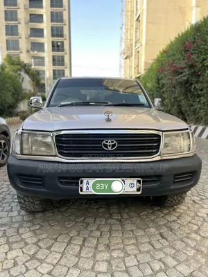Toyota Land Cruiser 1999 Silver