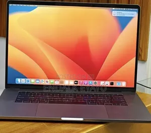 New Laptop Apple MacBook Pro 2019 16GB Intel Core i7 SSD 512GB
