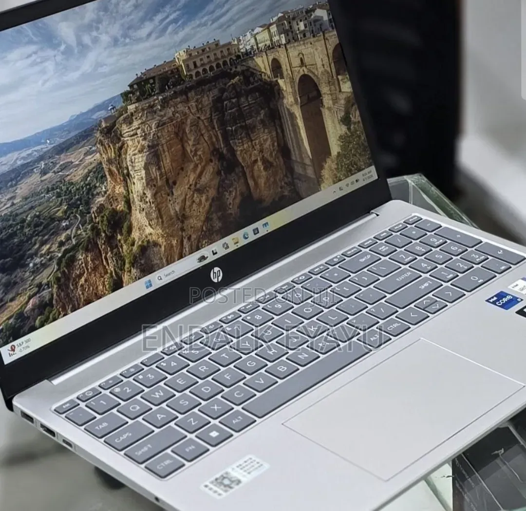 New Laptop HP 16GB Intel Core i7 SSD 1T