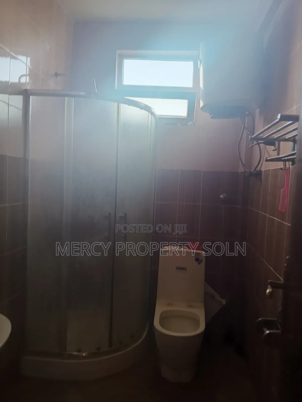 8bdrm House in Bole for sale
