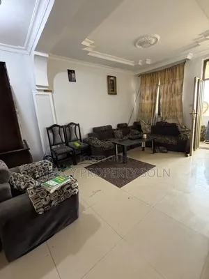 8bdrm House in Bole for sale