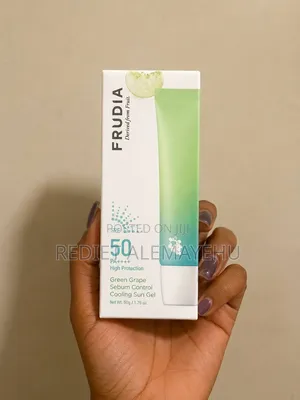 Frudia Green Grape Sebum Control Sun Gel Spf50+ Pa+