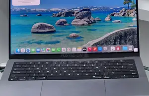 New Laptop Apple MacBook Pro 32GB Apple M1 Pro SSD 512GB