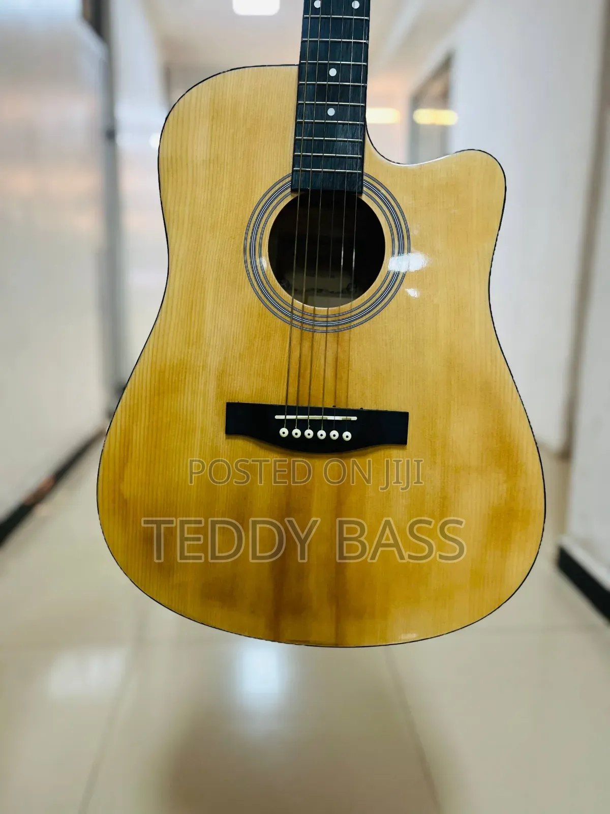Fr Antonio Box Guitar