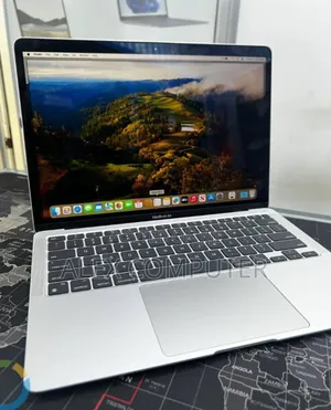 New Laptop Apple MacBook Air 2020 M1 16GB Apple M1 SSD 512GB