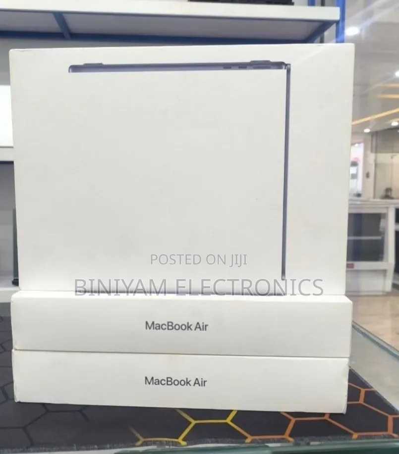 New Laptop Apple MacBook Air 2026 M5 16GB Apple M5 SSD 512GB