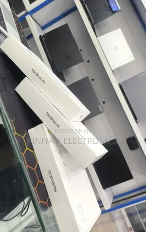 New Laptop Apple MacBook Air 2026 M5 16GB Apple M5 SSD 512GB