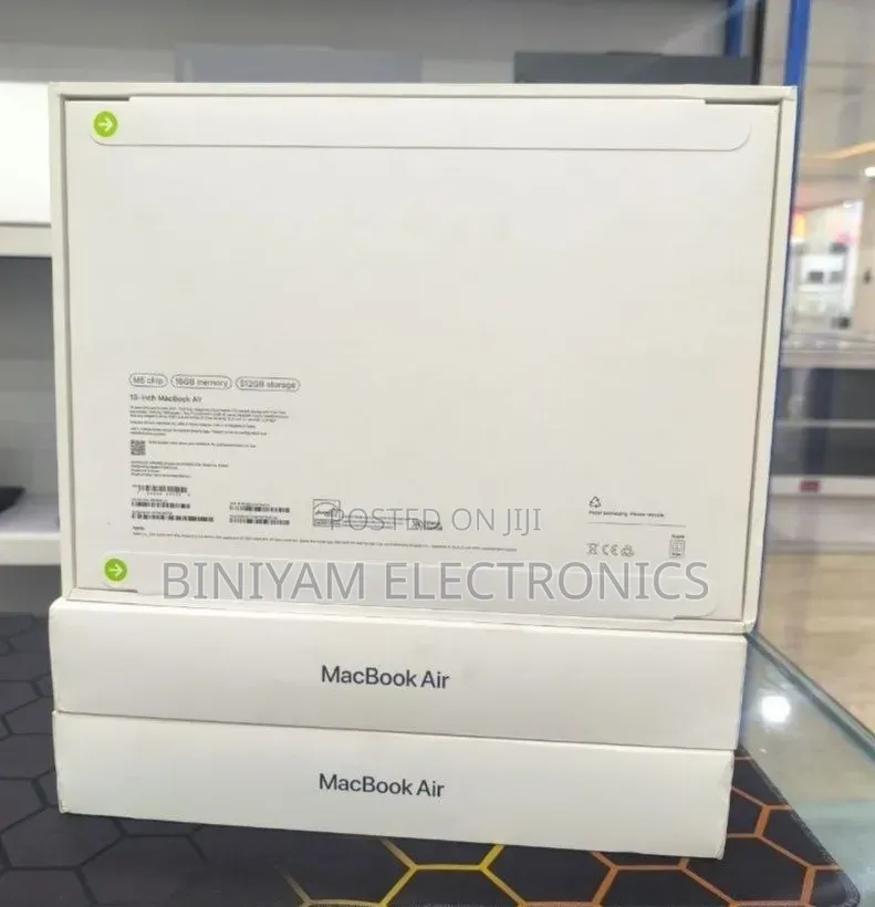 New Laptop Apple MacBook Air 2026 M5 16GB Apple M5 SSD 512GB