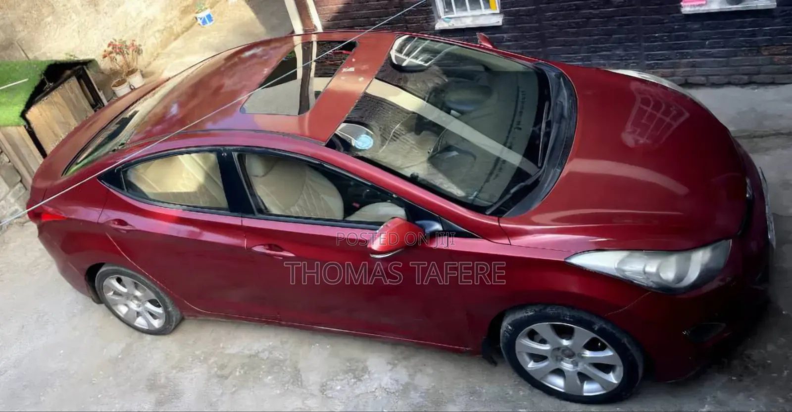 Hyundai Elantra 2012 Red