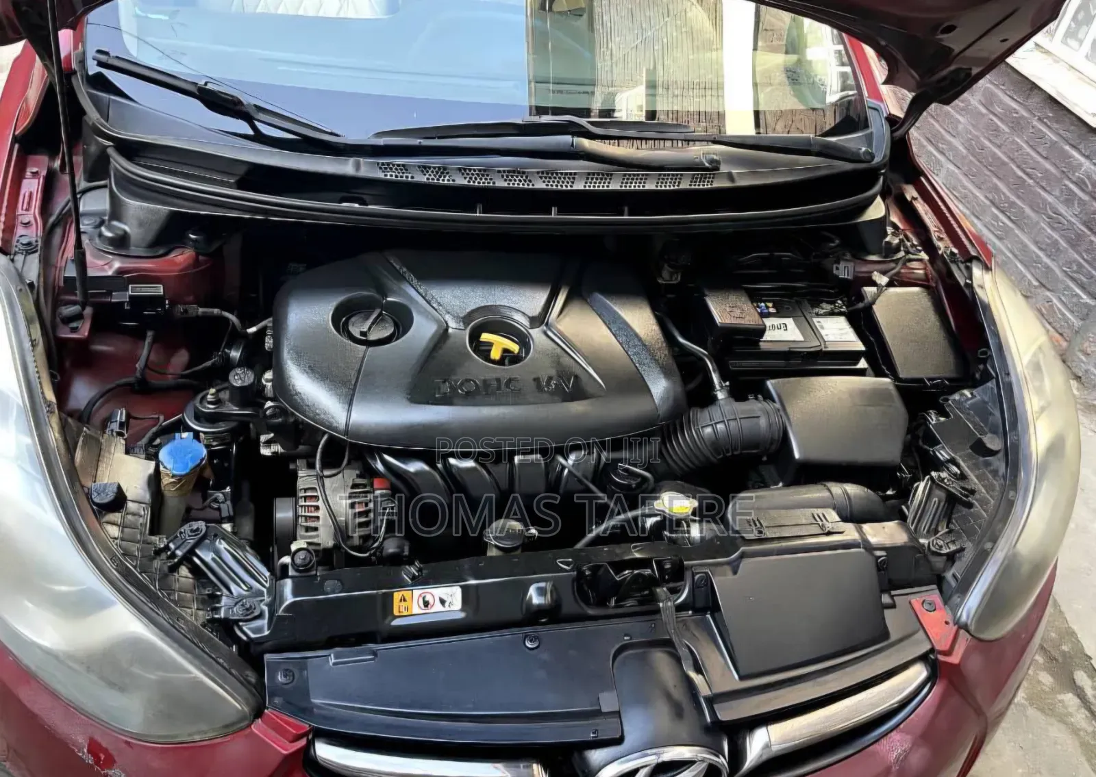 Hyundai Elantra 2012 Red