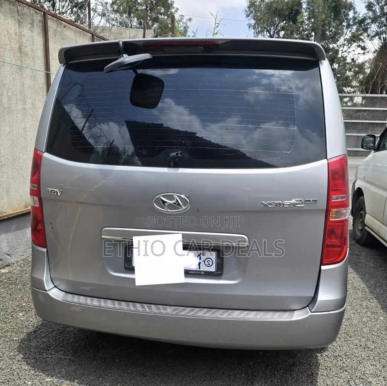 Hyundai Starex 2021 Silver