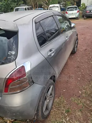 Toyota Yaris 1.0 2006 Silver