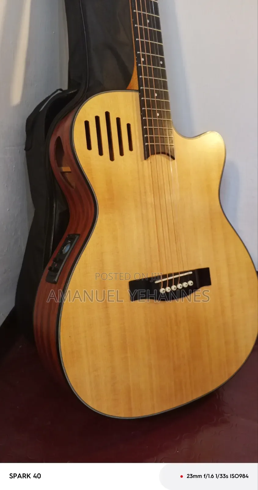 Smiger Lg-05 Semi Acoustic Guitar