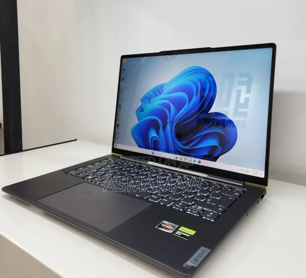 New Laptop Lenovo Yoga 7i 32GB AMD Ryzen 7 SSD 512GB
