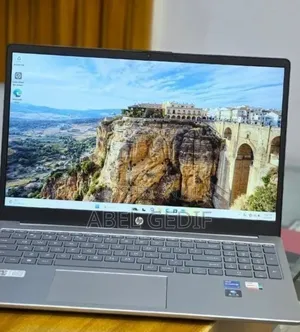 New Laptop HP Stream Notebook 16GB Intel Core i7 SSD 1T