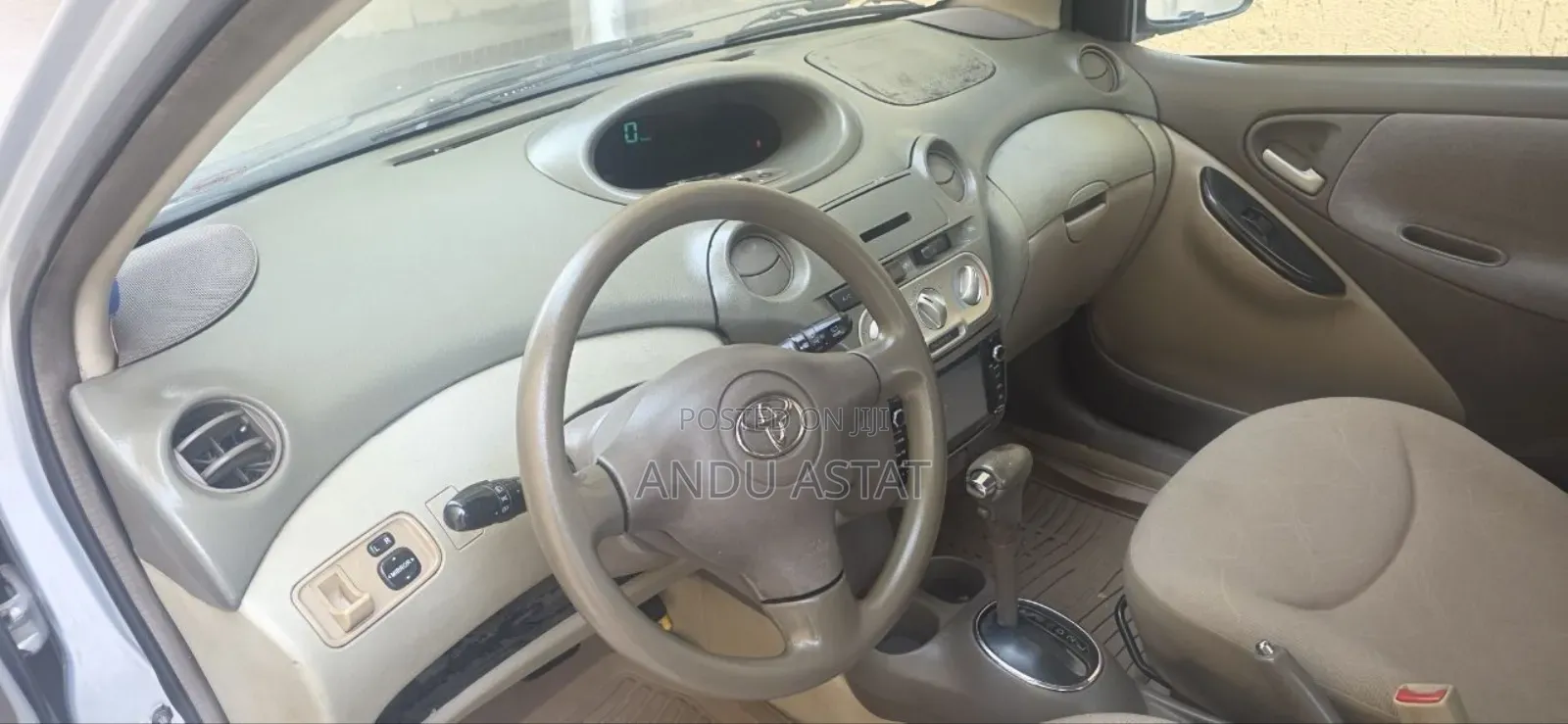 Toyota Platz 1.0 FWD 2005 Silver