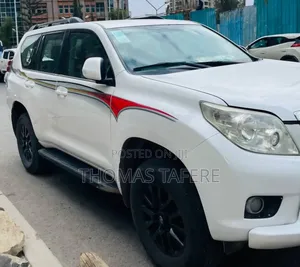 Toyota Land Cruiser 2012