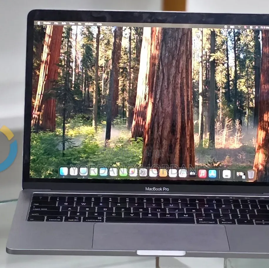 New Laptop Apple MacBook Pro 2019 16GB Intel Core i7 SSD 256GB