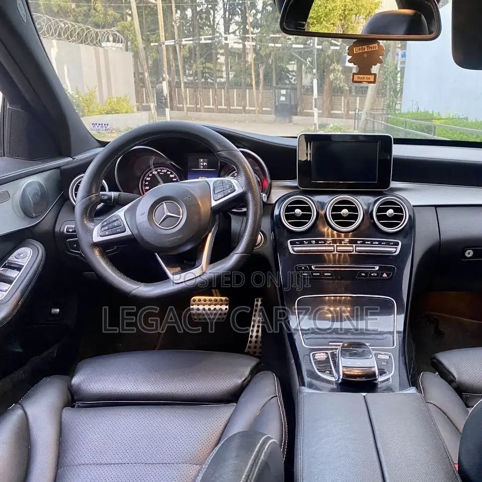 Mercedes-Benz C180 2018 Black