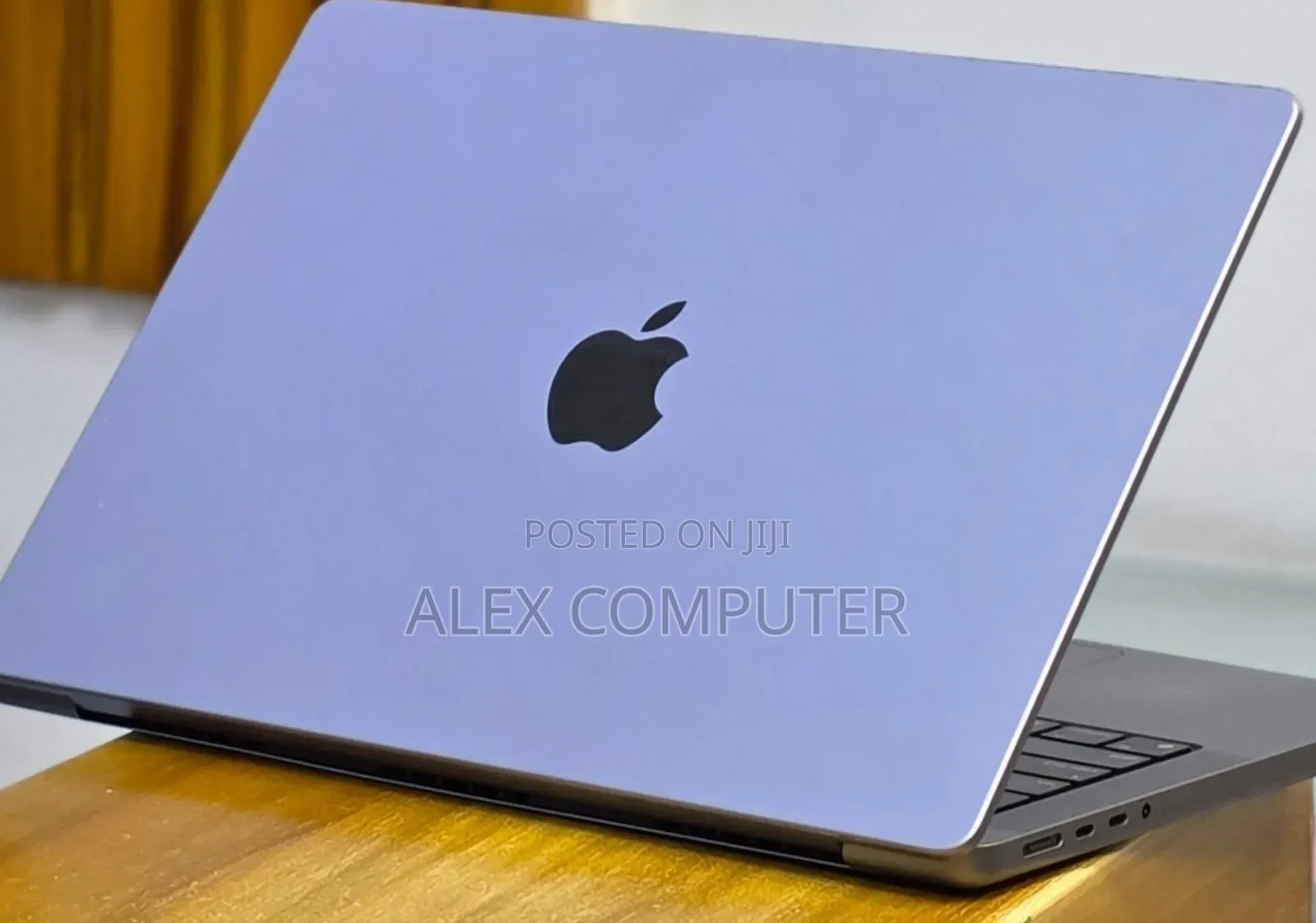 New Laptop Apple MacBook Pro 2021 M1 32GB Apple M1 Pro SSD 512GB