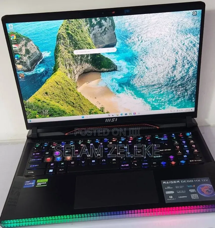 New Laptop MSI Raider GE68HX 13VI-202US 32GB Intel Core i9 SSD 1T
