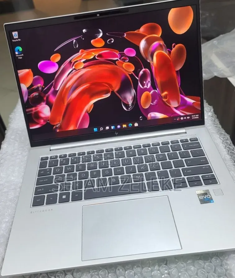 New Laptop HP EliteBook 840 G9 16GB Intel Core i7 SSD 512GB
