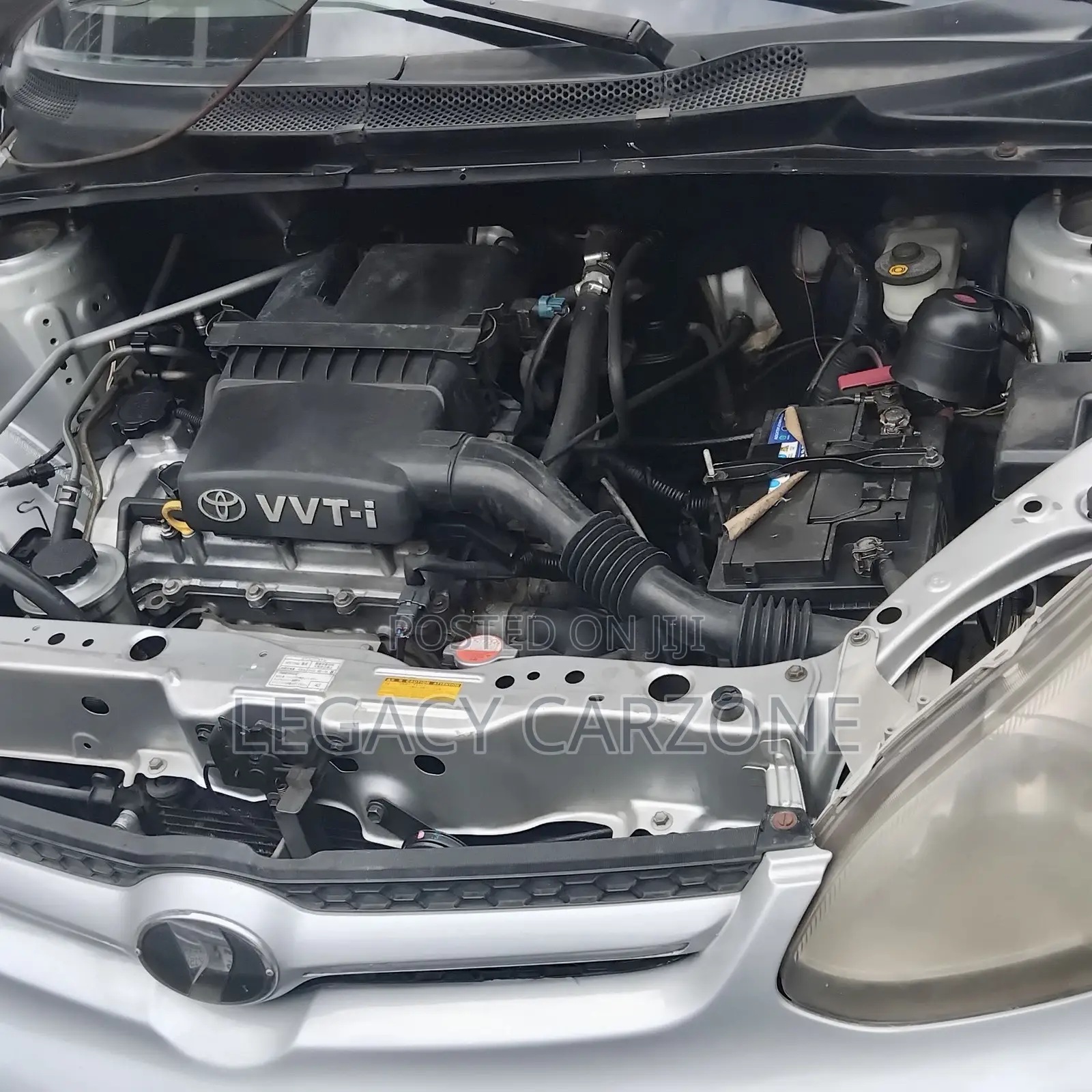 Toyota Platz 2005 Silver