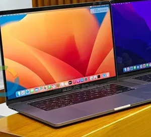 New Laptop Apple MacBook Pro 2019 16GB Intel Core i7 SSD 512GB