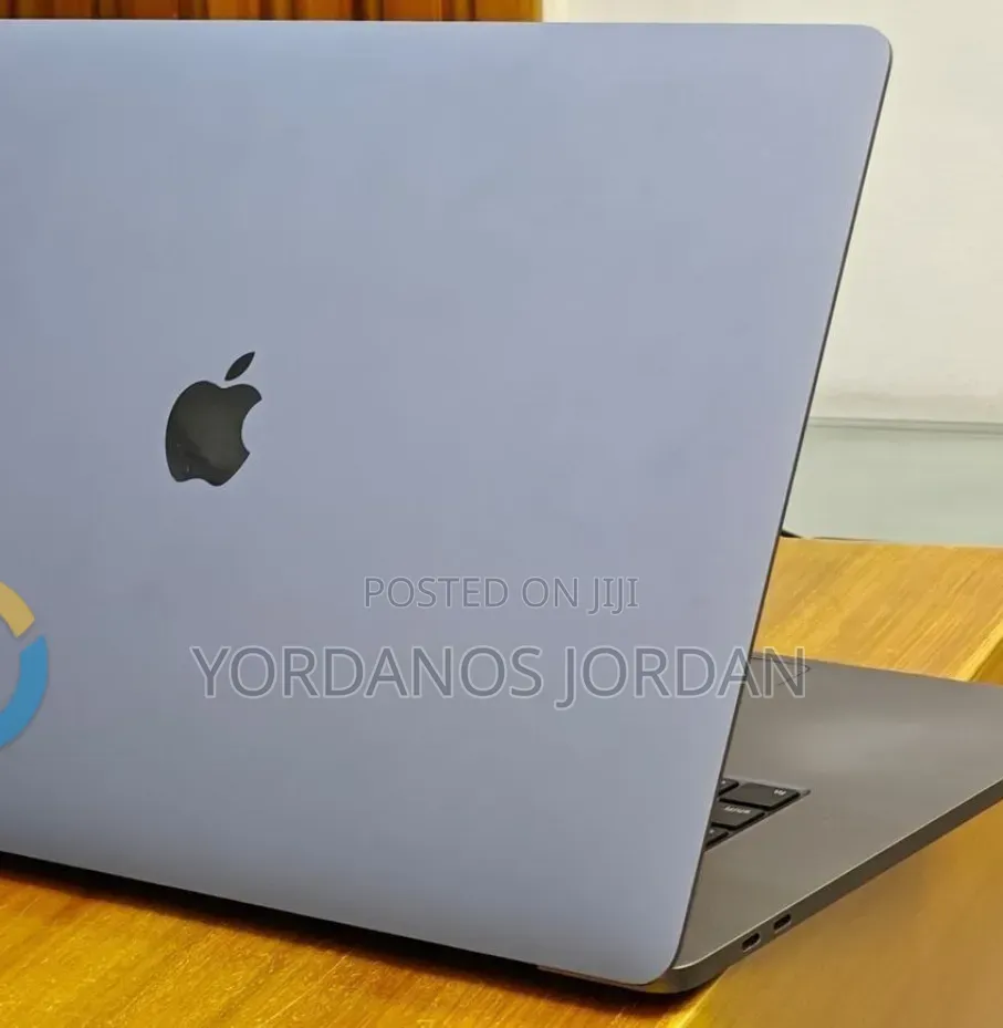 New Laptop Apple MacBook Pro 2019 16GB Intel Core i7 SSD 512GB