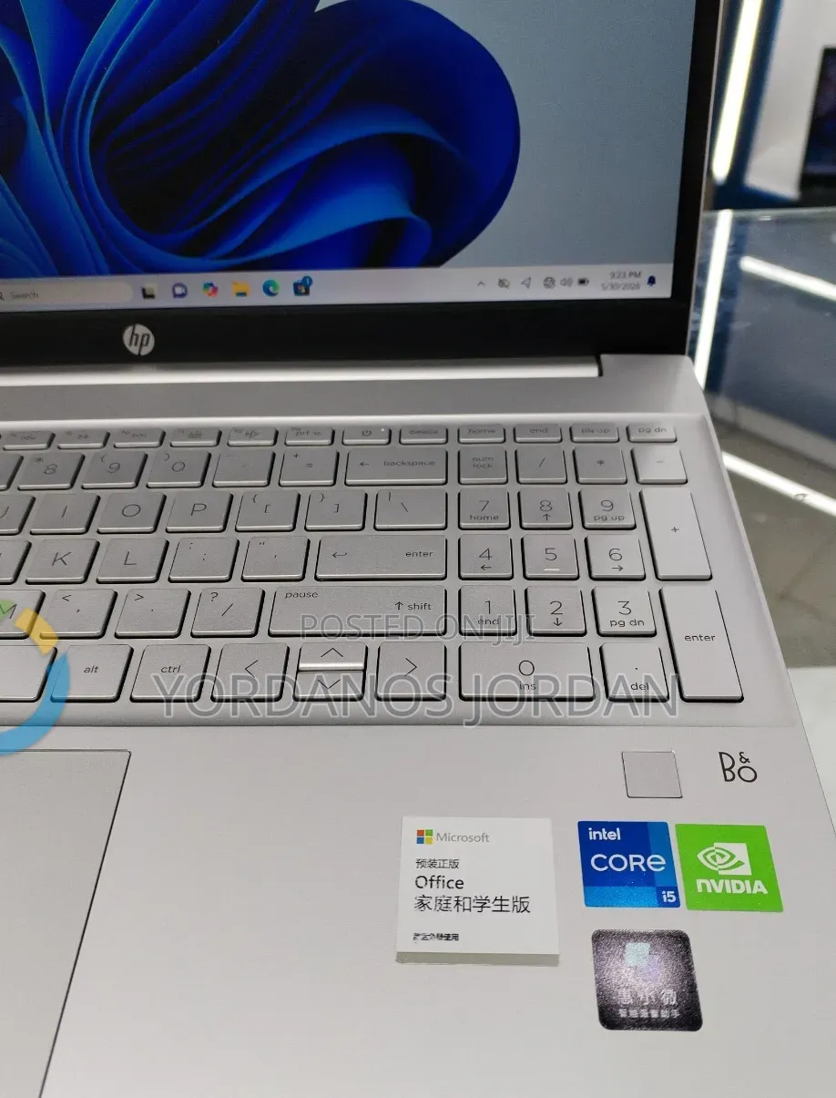 New Laptop HP Pavilion 15 16GB Intel Core i5 SSD 512GB