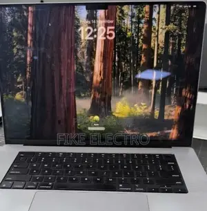 New Laptop Apple MacBook Pro 32GB Apple M1 Max SSD 1T