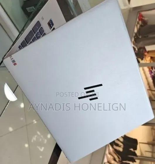 New Laptop HP 16GB Intel Core i5 SSD 1T