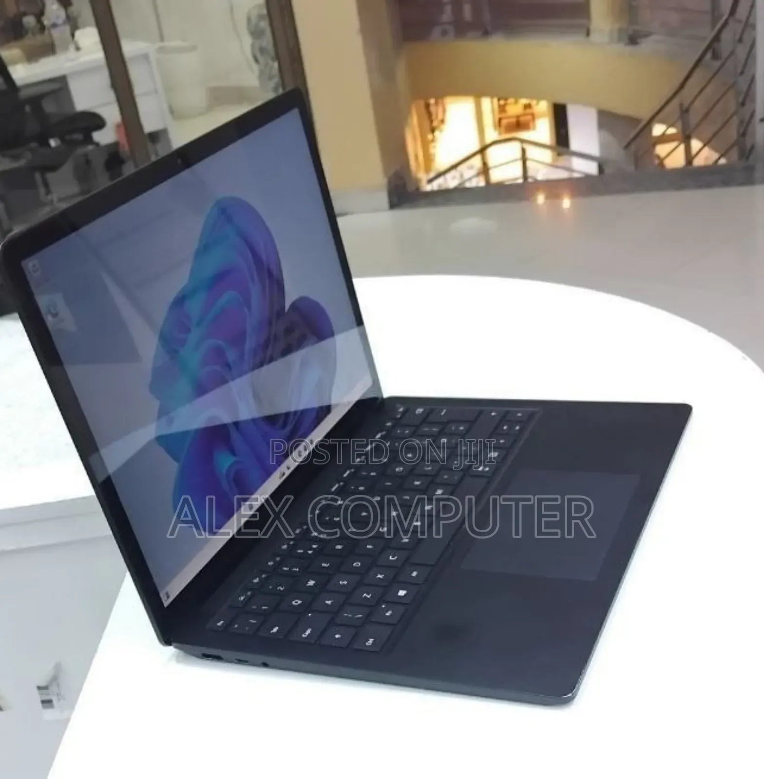 New Laptop Microsoft Surface Laptop 4 16GB Intel Core i7 SSD 512GB
