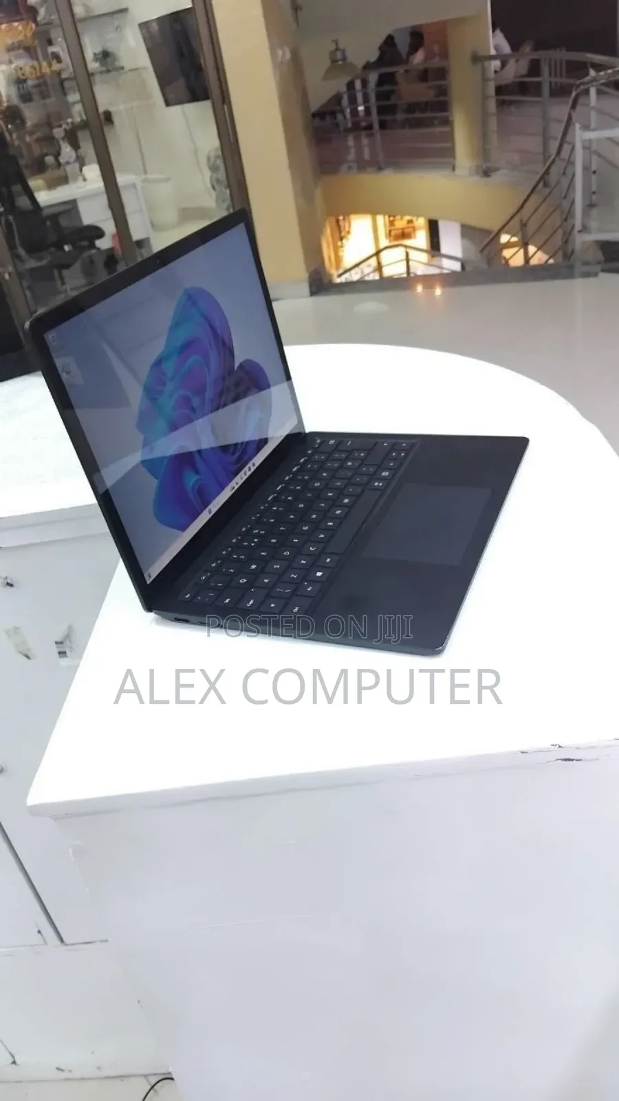 New Laptop Microsoft Surface Laptop 4 16GB Intel Core i7 SSD 512GB