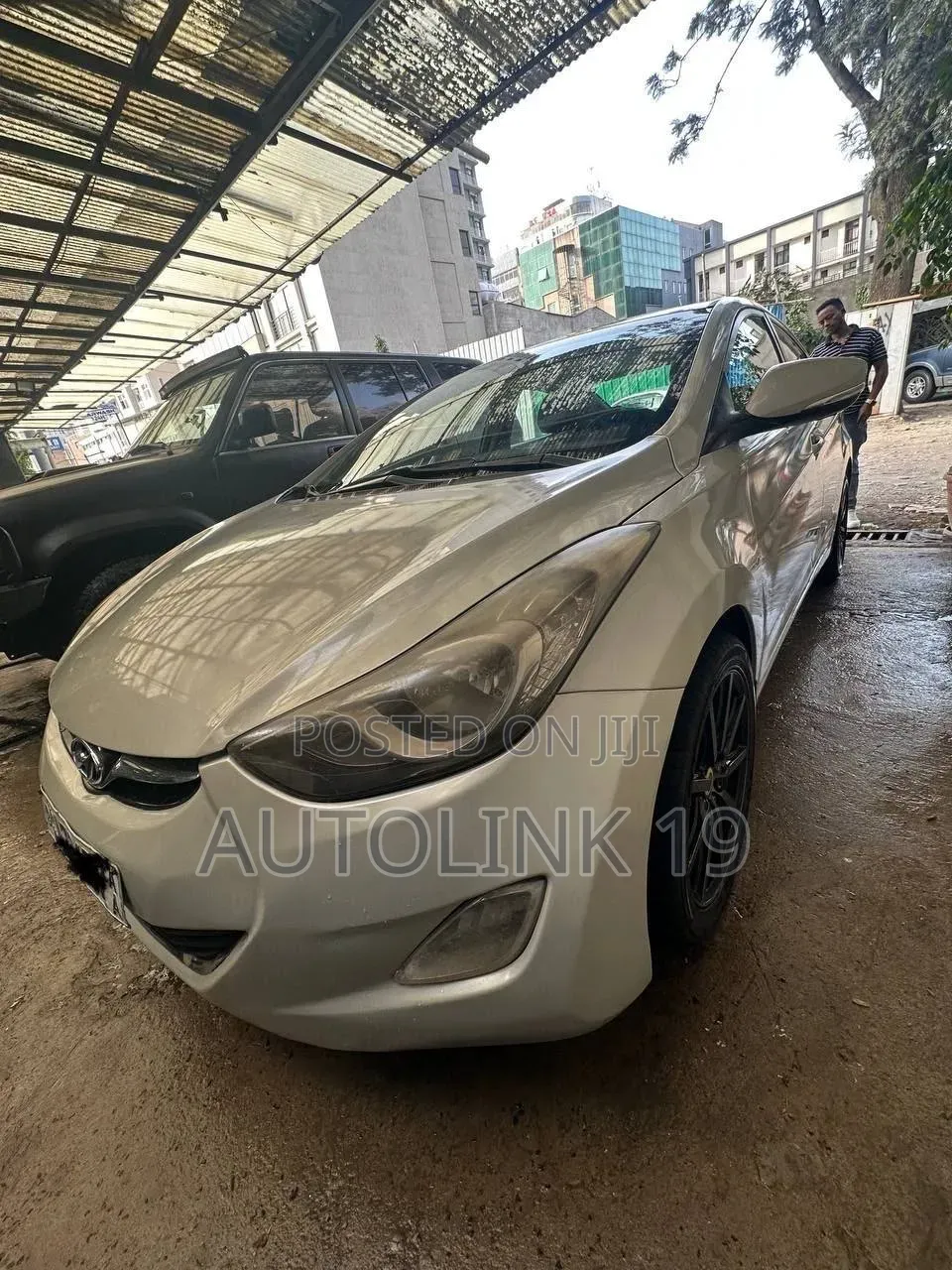 Hyundai Elantra 2013 Silver