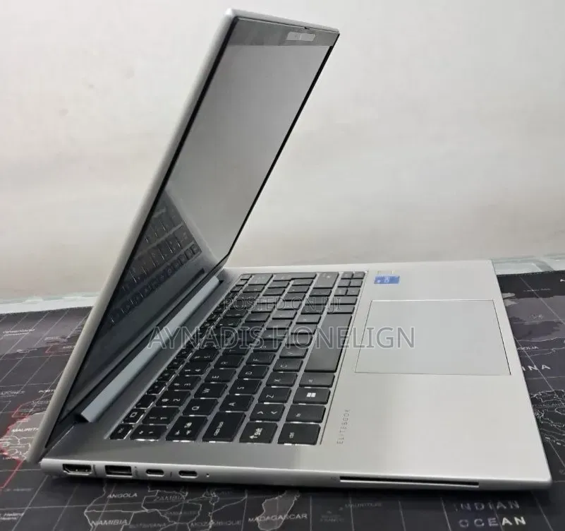 New Laptop HP EliteBook 830 16GB Intel Core i7 SSD 512GB