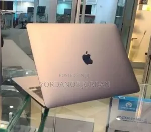 New Laptop Apple MacBook Air 2020 M1 8GB Apple M1 SSD 256GB