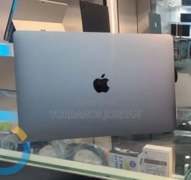 New Laptop Apple MacBook Air 2020 M1 8GB Apple M1 SSD 256GB