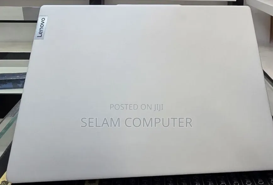 New Laptop Lenovo Ideapad 3 16GB Intel Core i7 SSD 512GB