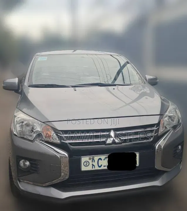 Mitsubishi Attrage 2022 Gray