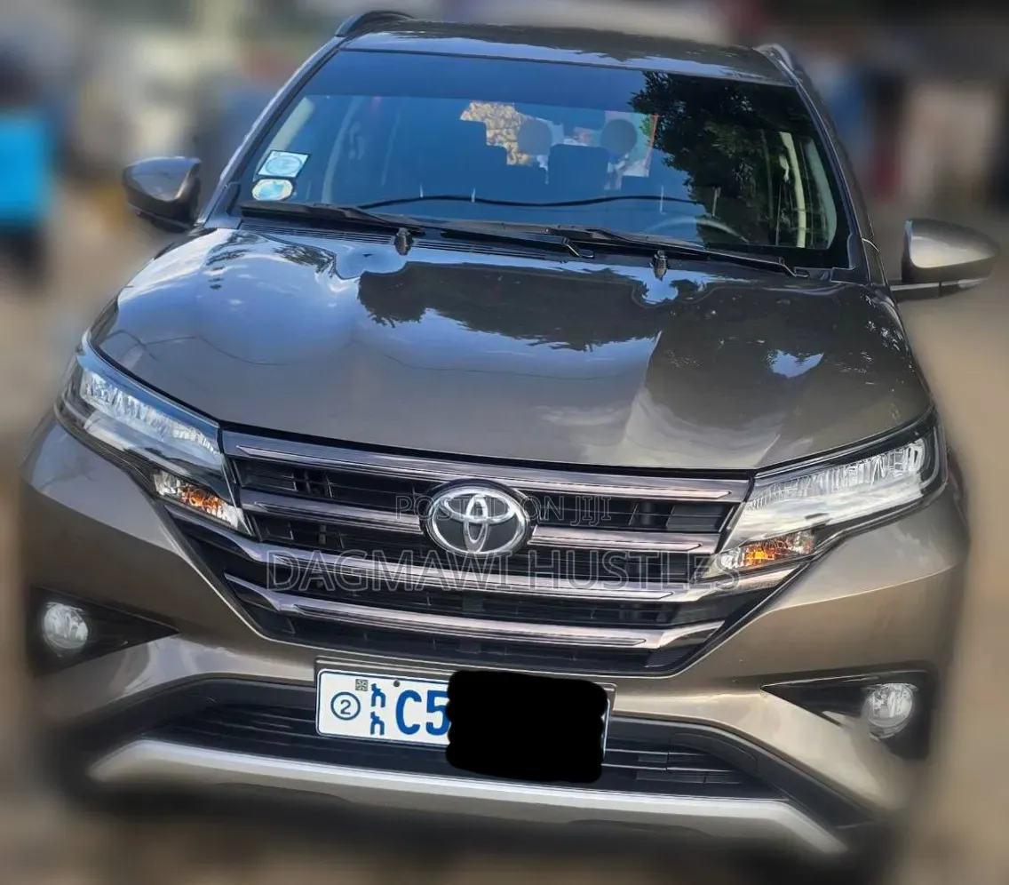 Toyota Rush 2023 Gray
