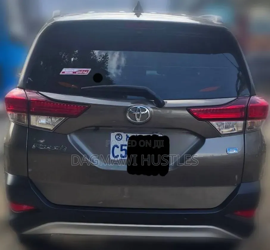 Toyota Rush 2023 Gray